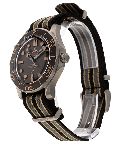 Omega Seamaster Diver 300m - James Bond Edition 210.92.42.20.01.001